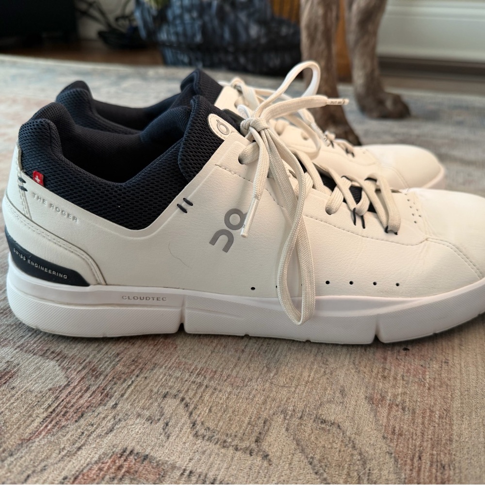 Men's On THE ROGER Advantage Casual Shoes